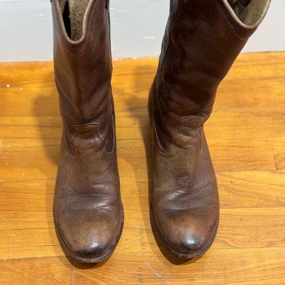 Frye Carson Ladies Cowboy Boots Size 7 1/2 B - Picture 4 of 6